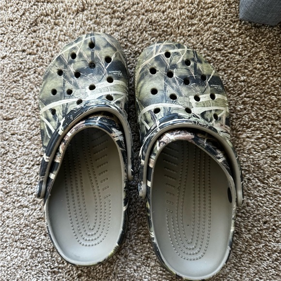 CROCS Shoes - Real tree Camouflage Crocs